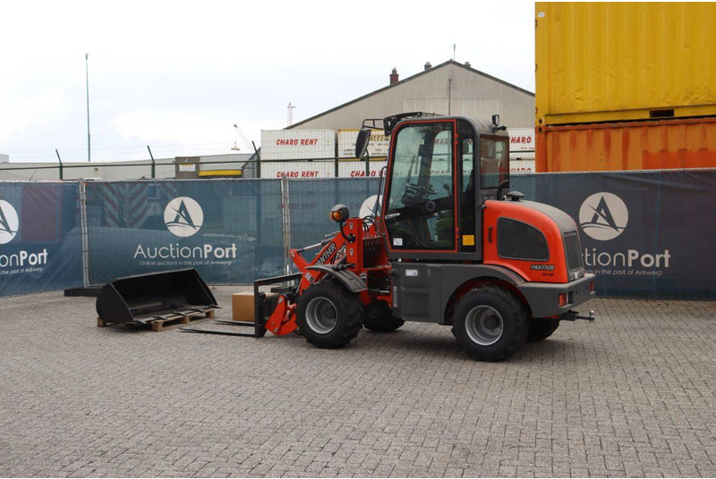 Panther 10-08 - Pá carregadora de rodas: foto 3 Panther 10-08 - Pá carregadora de rodas: foto 3