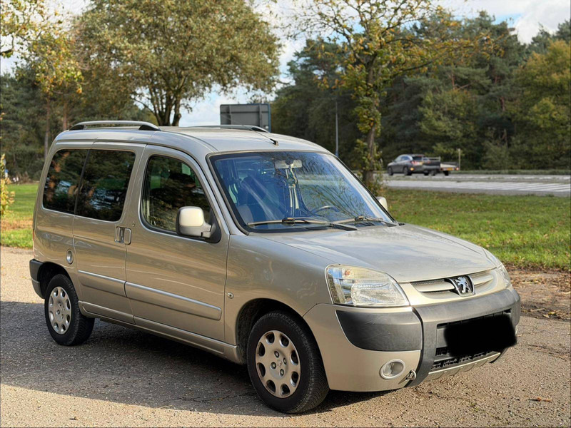 Peugeot Partner 1.6 HDI - Sedan: foto 3 Peugeot Partner 1.6 HDI - Sedan: foto 3