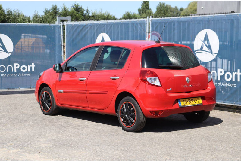 Renault Clio - Sedan: foto 4 Renault Clio - Sedan: foto 4