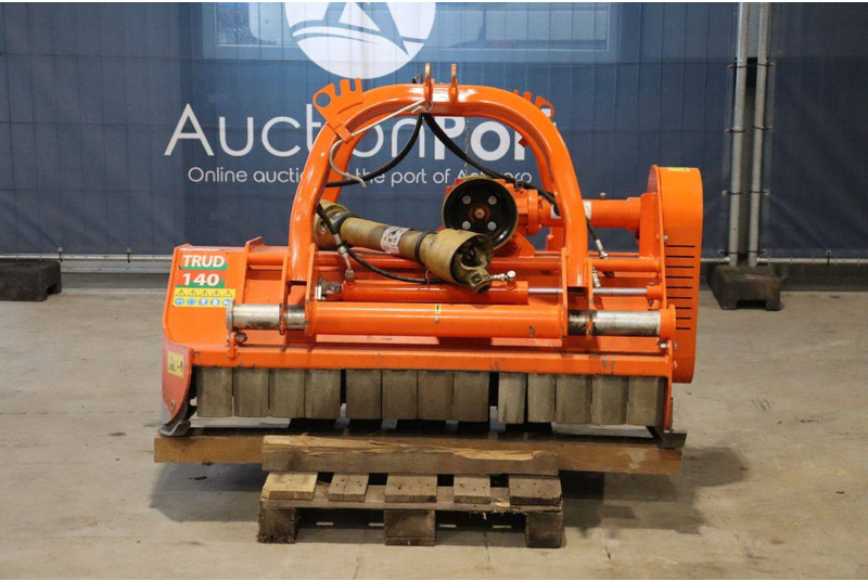 Rinieri TRUD 140 - Maquina para lavrar a terra: foto 2 Rinieri TRUD 140 - Maquina para lavrar a terra: foto 2