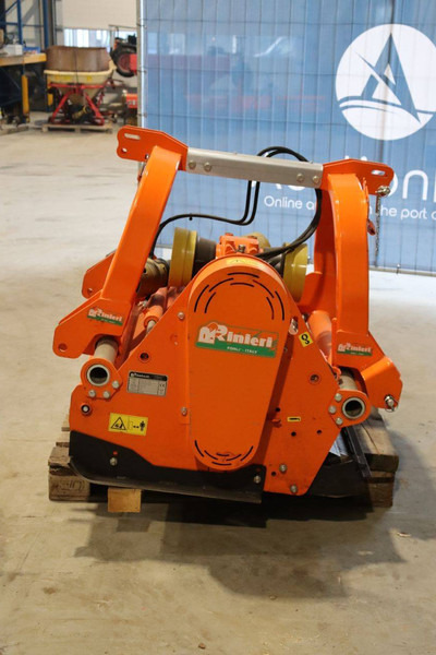 Rinieri TRUD 140 - Maquina para lavrar a terra: foto 4 Rinieri TRUD 140 - Maquina para lavrar a terra: foto 4