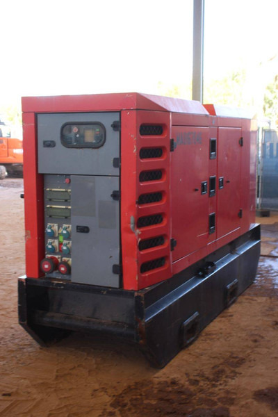 SDMO R220 - Gerador elétrico: foto 5 SDMO R220 - Gerador elétrico: foto 5