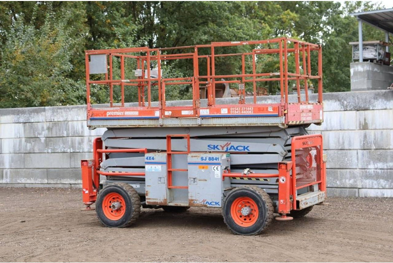 Skyjack SJ8841 - Plataforma de Tijera/ Plataforma de tesoura: foto 3 Skyjack SJ8841 - Plataforma de Tijera/ Plataforma de tesoura: foto 3