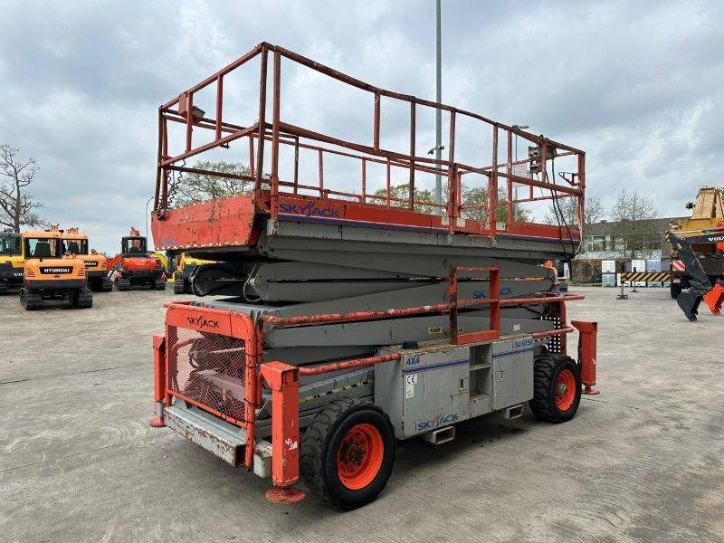 Skyjack SJ9250 - Plataforma de Tijera/ Plataforma de tesoura: foto 4 Skyjack SJ9250 - Plataforma de Tijera/ Plataforma de tesoura: foto 4