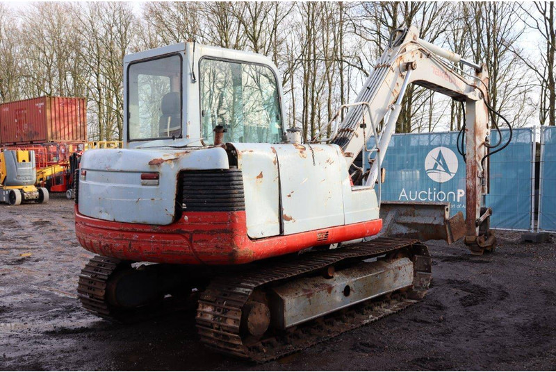 Takeuchi TB175 - Escavadora de rastos: foto 5 Takeuchi TB175 - Escavadora de rastos: foto 5