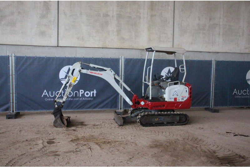 Takeuchi TB216 - Mini escavadeira: foto 1 Takeuchi TB216 - Mini escavadeira: foto 1