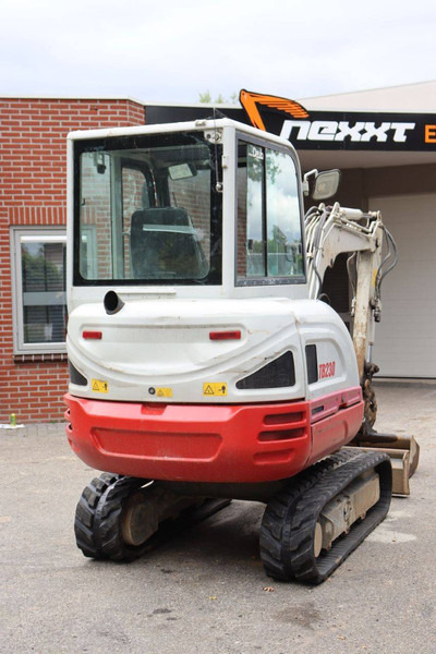 Escavadora de rastos Takeuchi TB230: foto 6