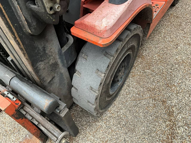 Empilhador a gás Toyota 42-7FGF25: foto 7 Empilhador a gás Toyota 42-7FGF25: foto 7