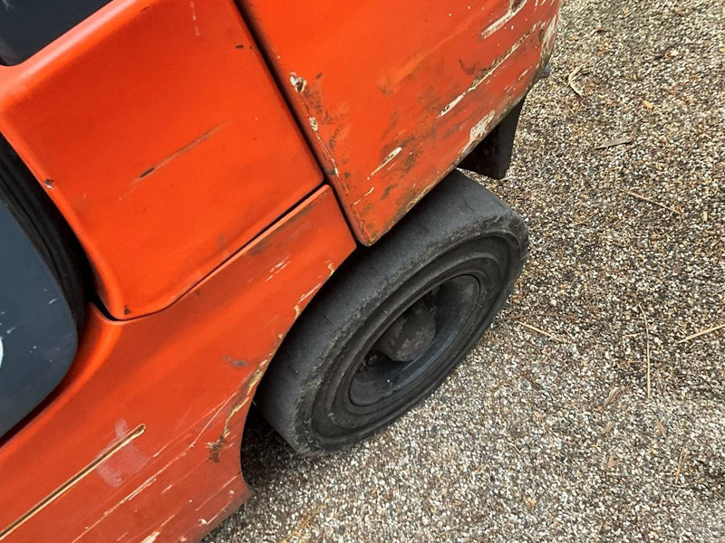 Empilhador a gás Toyota 42-7FGF25: foto 8 Empilhador a gás Toyota 42-7FGF25: foto 8