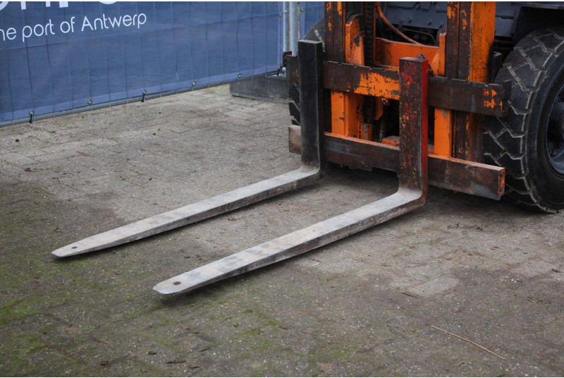 Empilhador Toyota 5FG25: foto 9 Empilhador Toyota 5FG25: foto 9