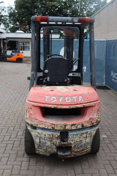 Toyota 62-7FDF25 - Empilhador a diesel: foto 5 Toyota 62-7FDF25 - Empilhador a diesel: foto 5
