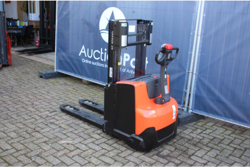 Toyota SWE200D - Stacker: foto 3 Toyota SWE200D - Stacker: foto 3