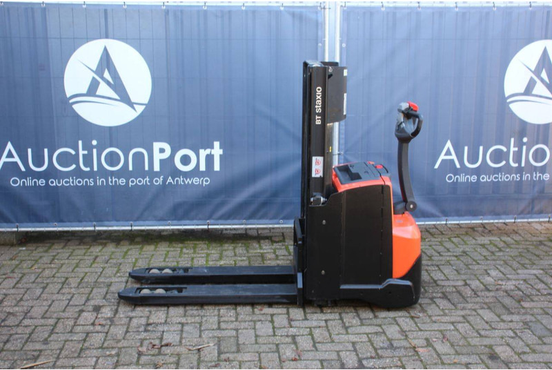 Toyota SWE200D - Stacker: foto 2 Toyota SWE200D - Stacker: foto 2