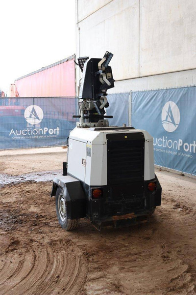 Trime X-ECOK2 - Torre de iluminação: foto 4 Trime X-ECOK2 - Torre de iluminação: foto 4