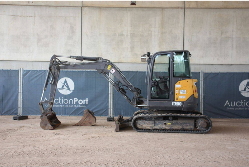 Volvo ECR50D - Escavadora de rastos: foto 2 Volvo ECR50D - Escavadora de rastos: foto 2