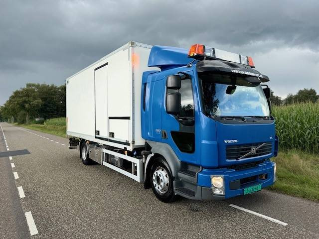 Volvo FL280 - Carrinha de contentor: foto 3 Volvo FL280 - Carrinha de contentor: foto 3