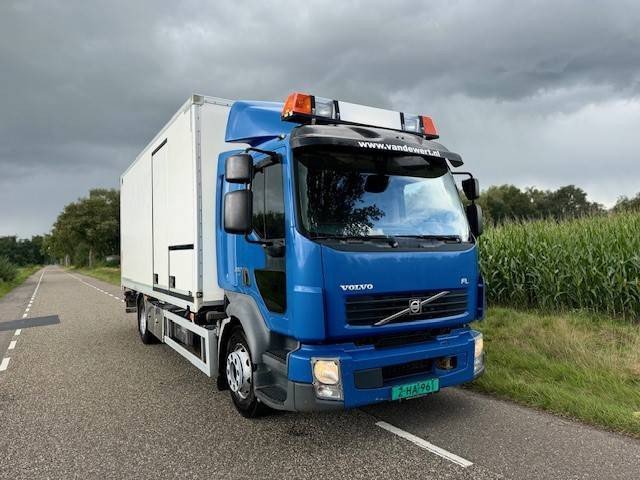 Volvo FL280 - Carrinha de contentor: foto 4 Volvo FL280 - Carrinha de contentor: foto 4