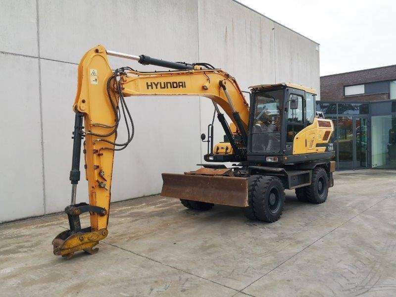 Volvo HW140 - Escavadeira de rodas: foto 1 Volvo HW140 - Escavadeira de rodas: foto 1