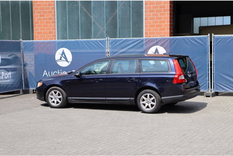 Volvo V70 - Automóvel: foto 3 Volvo V70 - Automóvel: foto 3