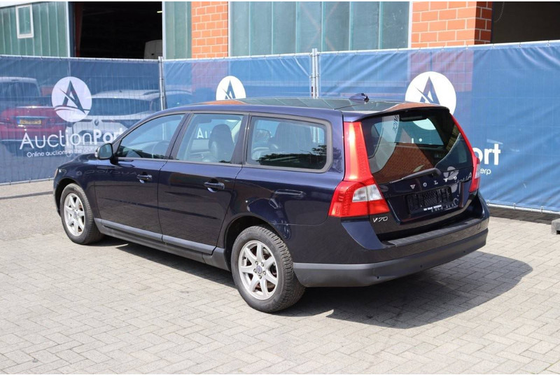 Volvo V70 - Automóvel: foto 4 Volvo V70 - Automóvel: foto 4
