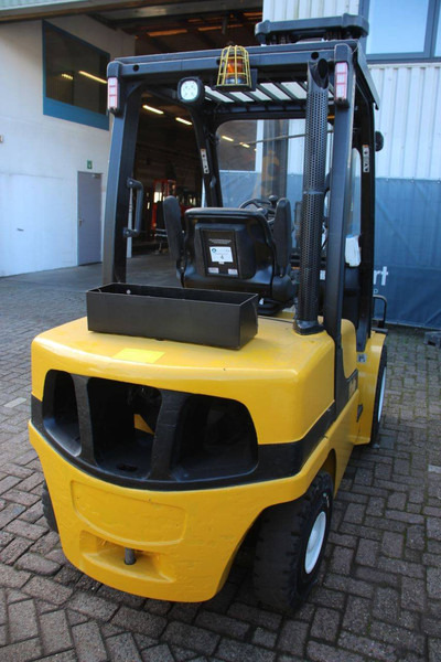 Yale GDP35VX E2795 - Empilhador a diesel: foto 5 Yale GDP35VX E2795 - Empilhador a diesel: foto 5