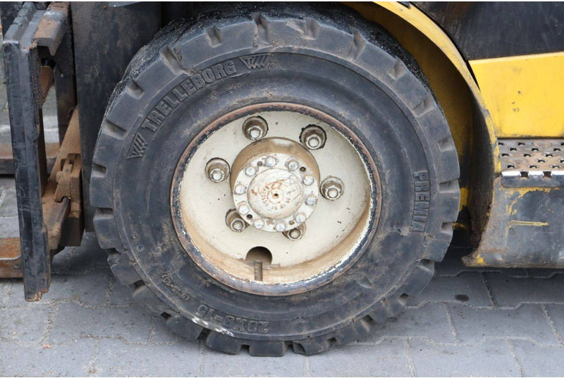 Empilhador a gás Yale GLP30: foto 13 Empilhador a gás Yale GLP30: foto 13