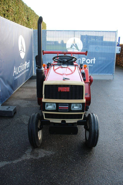 Trator Yanmar F14: foto 7