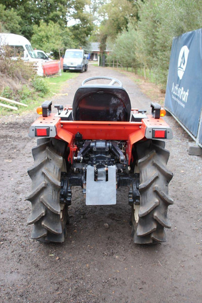 Yanmar F155D - Trator: foto 4 Yanmar F155D - Trator: foto 4