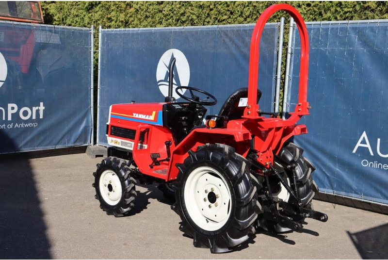 Yanmar F15D - Trator: foto 3 Yanmar F15D - Trator: foto 3