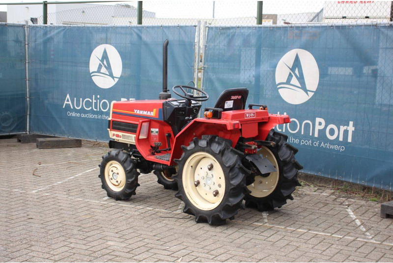 Yanmar F16D - Trator: foto 3 Yanmar F16D - Trator: foto 3