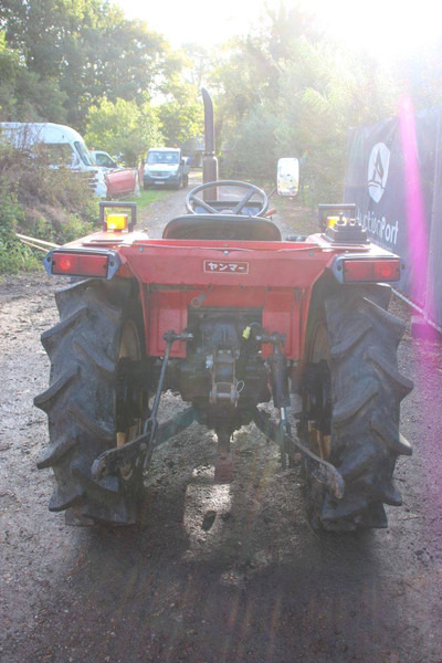 Yanmar FX22D - Trator: foto 4 Yanmar FX22D - Trator: foto 4