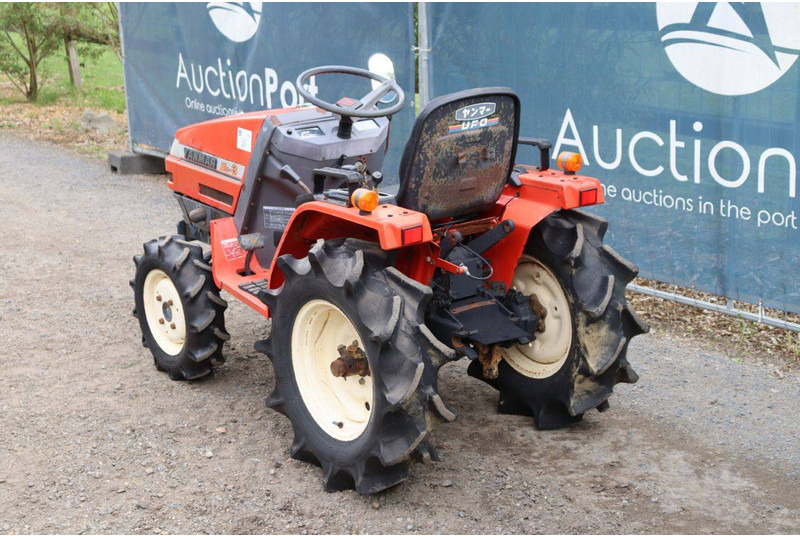 Yanmar Ke-3D - Trator: foto 4 Yanmar Ke-3D - Trator: foto 4