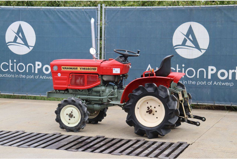 Yanmar YM1401D - Trator: foto 3 Yanmar YM1401D - Trator: foto 3