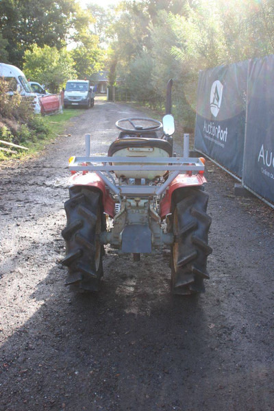 Yanmar YM1510D - Trator: foto 4 Yanmar YM1510D - Trator: foto 4