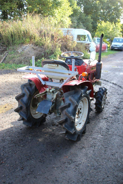 Yanmar YM1510D - Trator: foto 5 Yanmar YM1510D - Trator: foto 5
