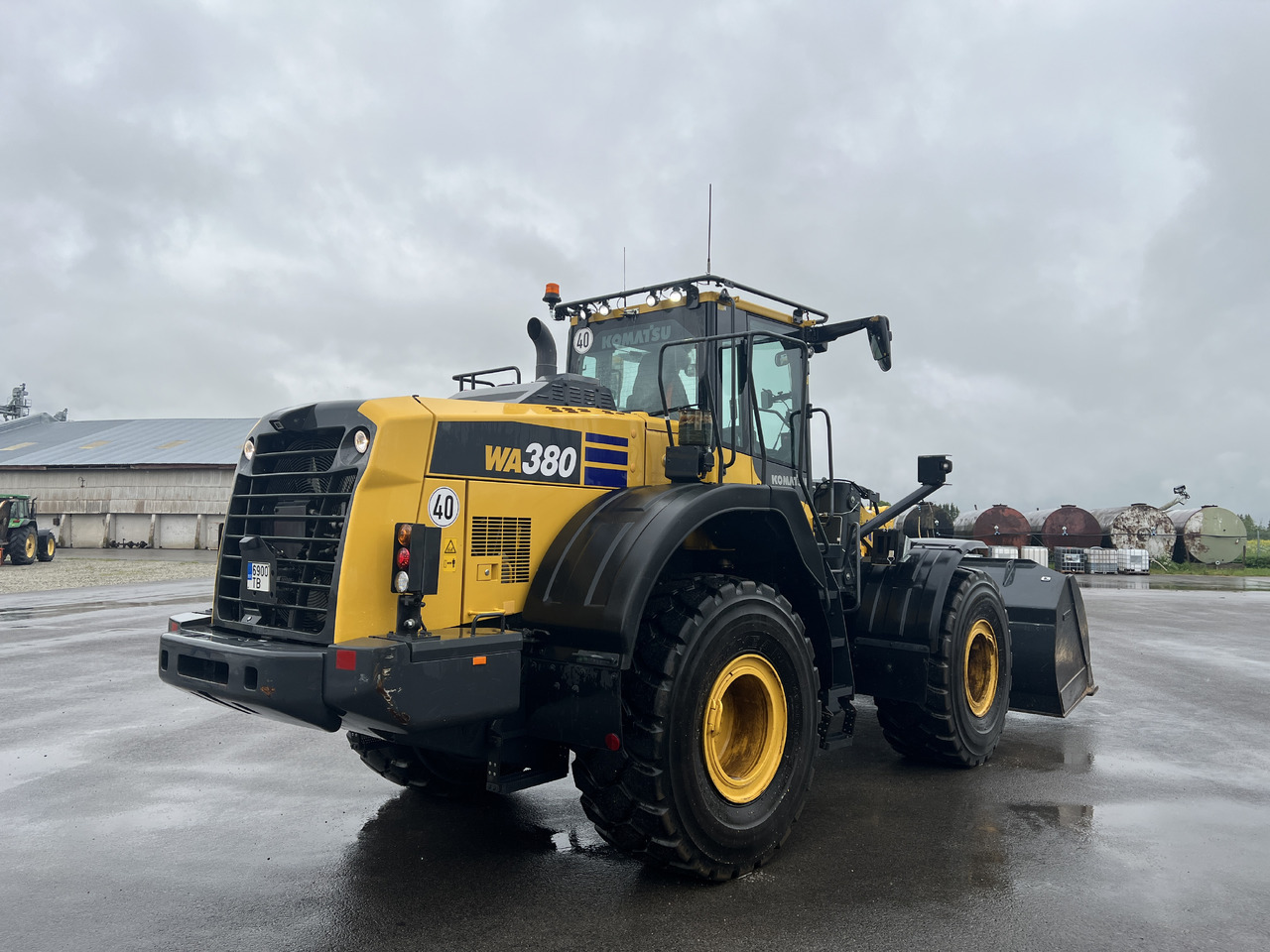 KOMATSU WA 380-8E0 - Pá carregadora de rodas: foto 5 KOMATSU WA 380-8E0 - Pá carregadora de rodas: foto 5