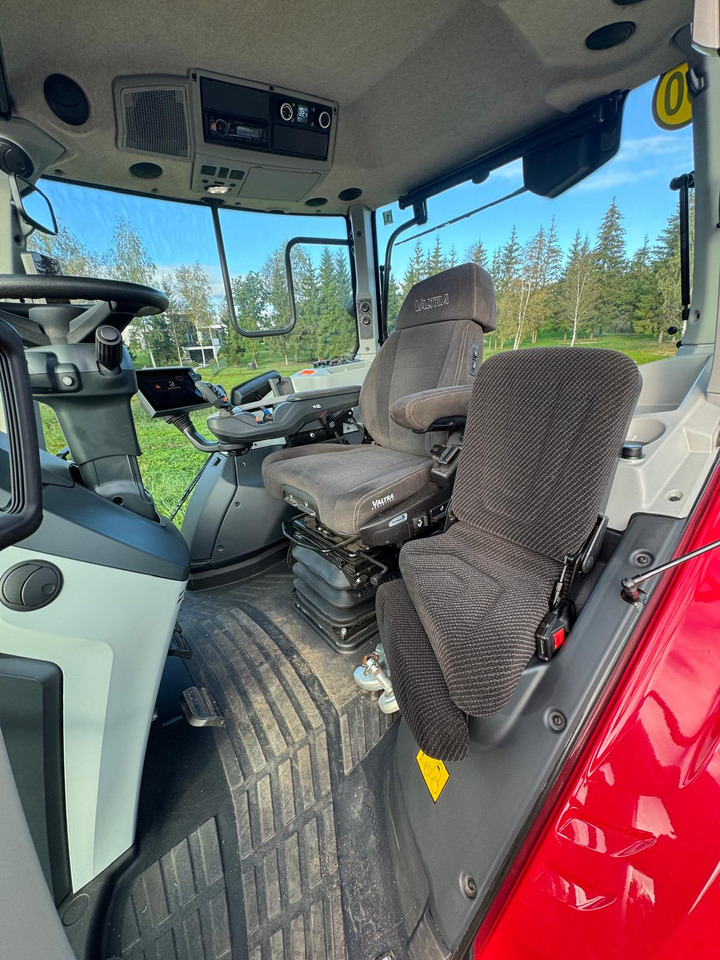 Trator Valtra T255: foto 6 Trator Valtra T255: foto 6