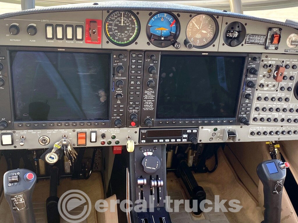 Equipamento aeroportuário 2008 Diamond DA42 Twin Star-Airplane: foto 10