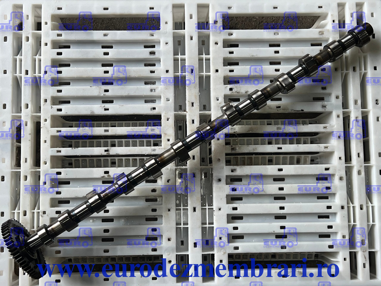 AX CU CAME MAN TGX D3876 51.04400.6059 - Árvore de cames para Camião: foto 1 AX CU CAME MAN TGX D3876 51.04400.6059 - Árvore de cames para Camião: foto 1