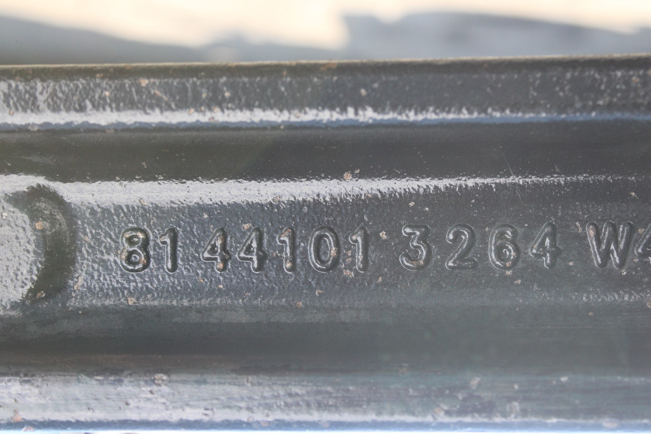 AXA FATA VO-09-41 MAN TGS TG3 81.44101.3264, 81.44001.7474 - Eixo dianteiro para Camião: foto 2 AXA FATA VO-09-41 MAN TGS TG3 81.44101.3264, 81.44001.7474 - Eixo dianteiro para Camião: foto 2