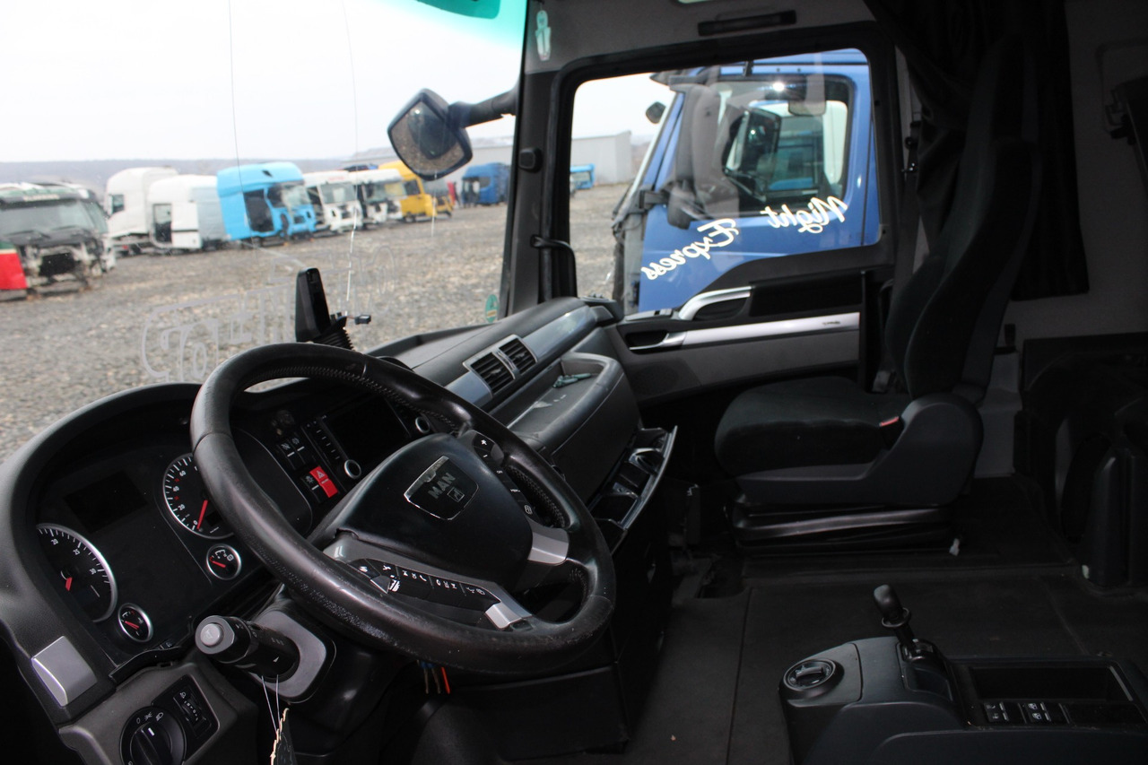 CABINA MAN TGX XXL - Cabine para Camião: foto 4 CABINA MAN TGX XXL - Cabine para Camião: foto 4