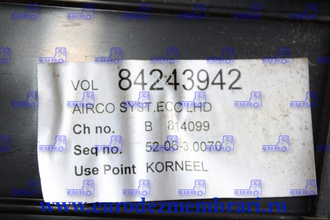CARCASA SISTEM CLIMATIZARE VOLVO FH4 84243942 - Peça de ar condicionado para Camião: foto 3 CARCASA SISTEM CLIMATIZARE VOLVO FH4 84243942 - Peça de ar condicionado para Camião: foto 3