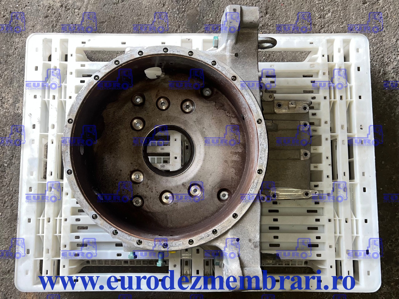 CARCASA VOLANTA MAN D3876 51.01401.5461 51.01401.5410 - Volante do motor para Camião: foto 1 CARCASA VOLANTA MAN D3876 51.01401.5461 51.01401.5410 - Volante do motor para Camião: foto 1