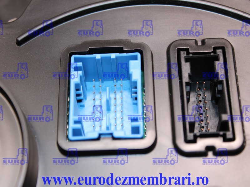 CEAS BORD DIGITAL DAF XF XG 2234212 - Painel de instrumentos para Camião: foto 3 CEAS BORD DIGITAL DAF XF XG 2234212 - Painel de instrumentos para Camião: foto 3