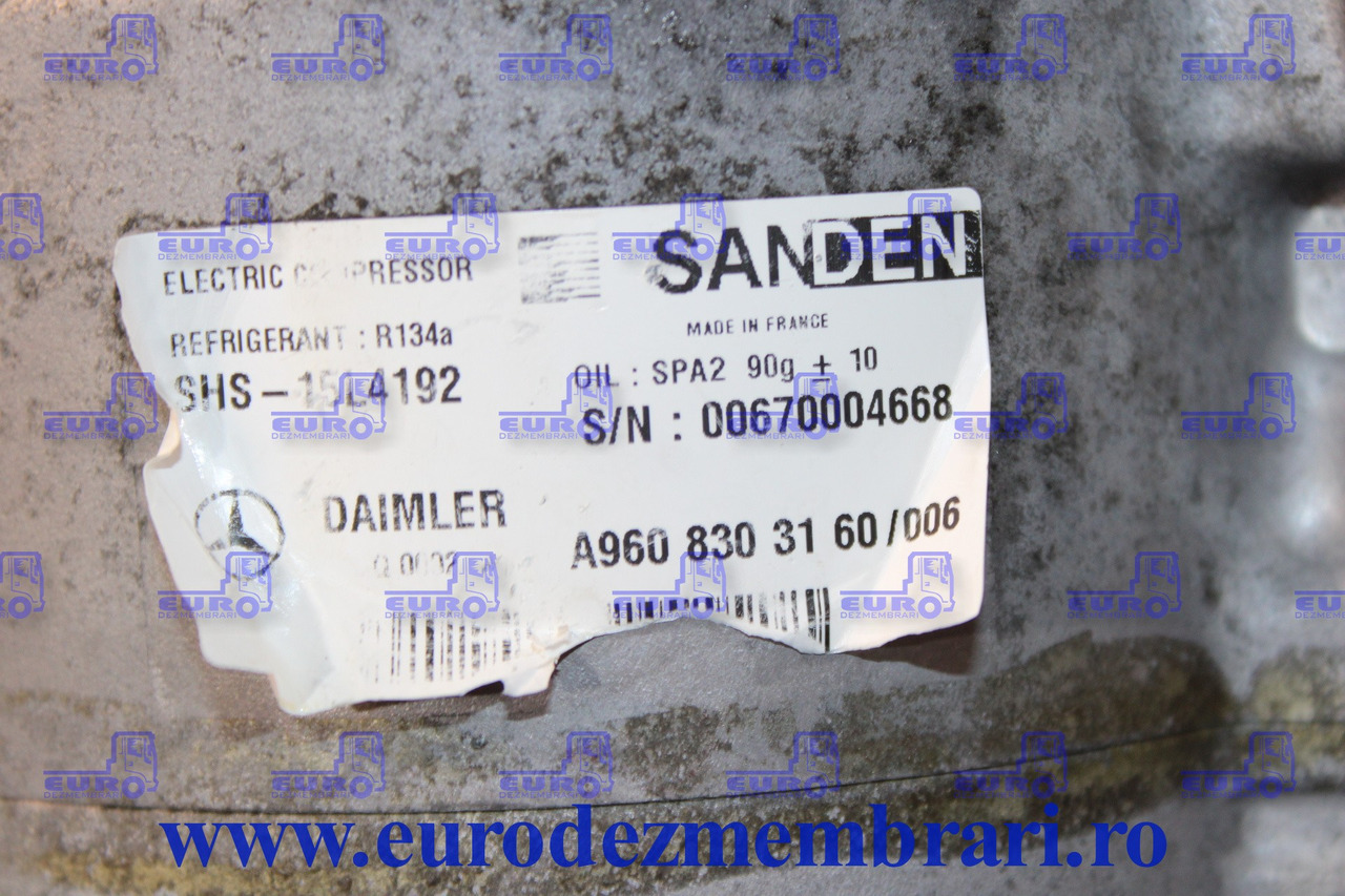 COMPRESOR CLIMA STATIONARE MERCEDES ACTROS MP4 A9608303160 - Compressor de ar condicionado para Camião: foto 2 COMPRESOR CLIMA STATIONARE MERCEDES ACTROS MP4 A9608303160 - Compressor de ar condicionado para Camião: foto 2