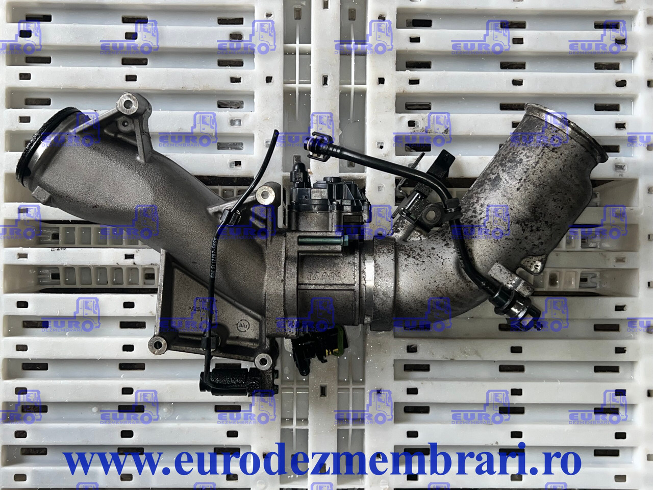 GALERIE ADMISIE + CLAPETA ACCELERATIE MAN TGX D3876 51.09413.7018, 51.09412.0323, 51.09412.0718, 51.26803.0055, 51.25902.0154, 51.25902.0081 - Coletor de admissão para Camião: foto 2 GALERIE ADMISIE + CLAPETA ACCELERATIE MAN TGX D3876 51.09413.7018, 51.09412.0323, 51.09412.0718, 51.26803.0055, 51.25902.0154, 51.25902.0081 - Coletor de admissão para Camião: foto 2