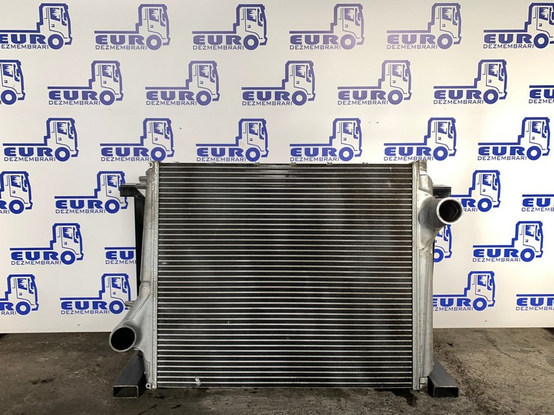 RADIATOR INTERCOOLER VOLVO FH 21631996 - Radiador para Camião: foto 1 RADIATOR INTERCOOLER VOLVO FH 21631996 - Radiador para Camião: foto 1