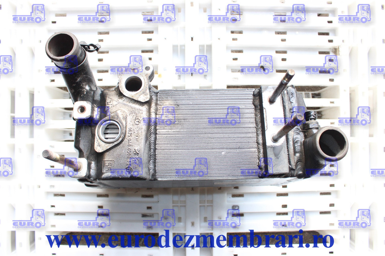 RADIATOR RACIRE ULEI RETARDER RENAULT 0501214021, 06250820000 - Radiador para Camião: foto 2 RADIATOR RACIRE ULEI RETARDER RENAULT 0501214021, 06250820000 - Radiador para Camião: foto 2