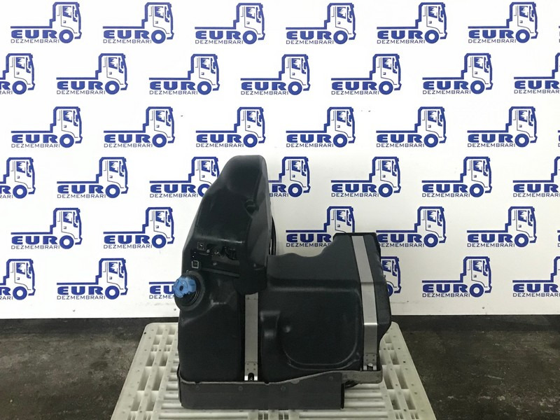 REZERVOR ADBLUE VOLVO FH4 21997751, 21732651 - Tanque para AdBlue para Camião: foto 1 REZERVOR ADBLUE VOLVO FH4 21997751, 21732651 - Tanque para AdBlue para Camião: foto 1