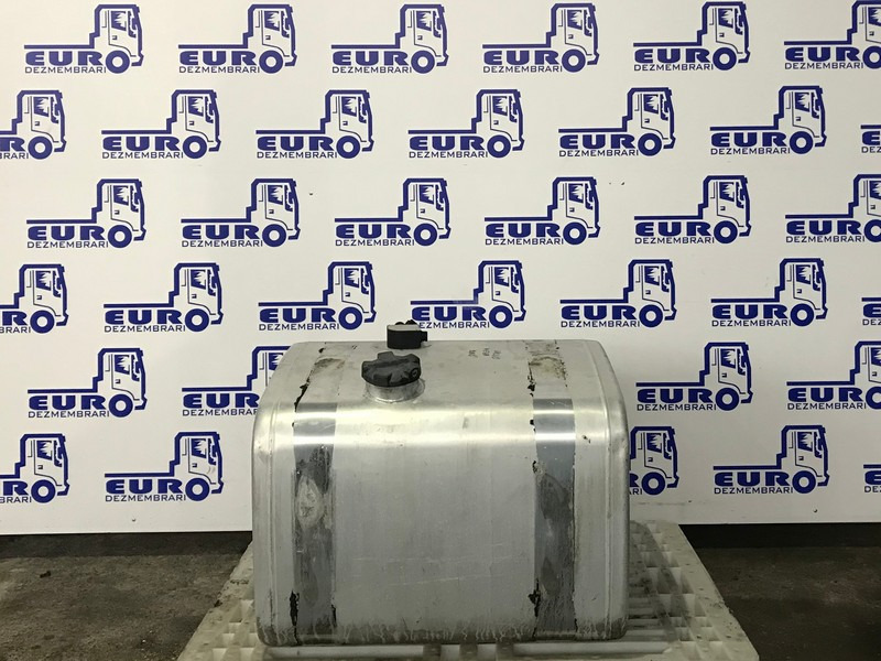 REZERVOR COMBUSTIBIL VOLVO MEGA L=74CM l=70CM H=56CM 20723641, 21700346 - Tanque de combustível para Camião: foto 1 REZERVOR COMBUSTIBIL VOLVO MEGA L=74CM l=70CM H=56CM 20723641, 21700346 - Tanque de combustível para Camião: foto 1